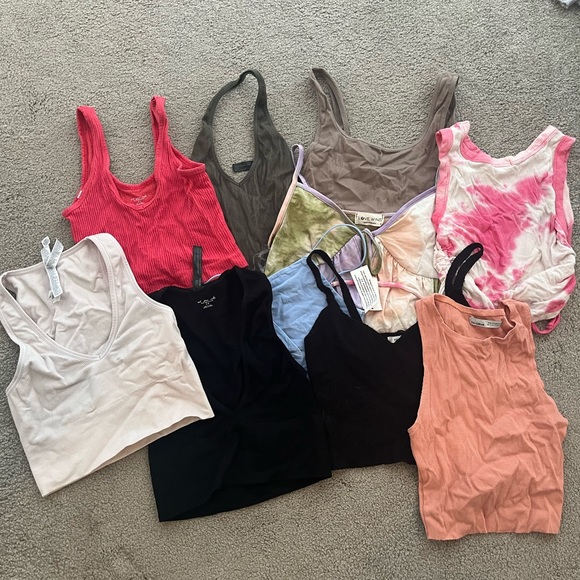 Tank top bundle - Picture 1 of 11